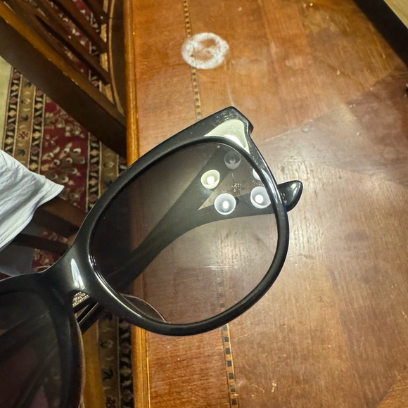 Gucci Black Gradient Sunglasses - Picture 6 of 8